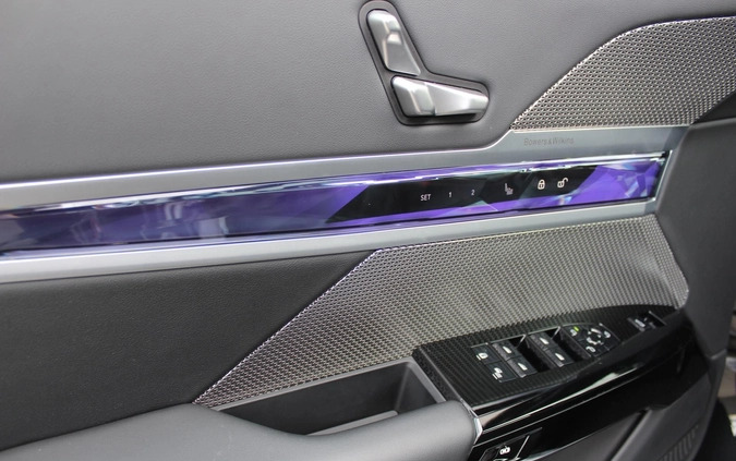 BMW Seria 7 cena 489900 przebieg: 28150, rok produkcji 2022 z Błażowa małe 497